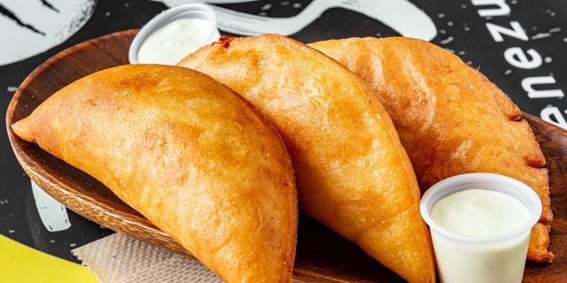 Chuleta con Queso Empanada