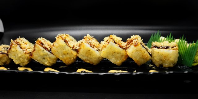 Crunch Seahawks Roll