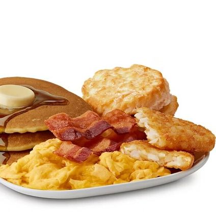 Big Breakfast w/ Bacon & Hotcakes