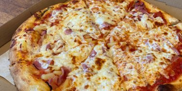 Hawaiian Pizza