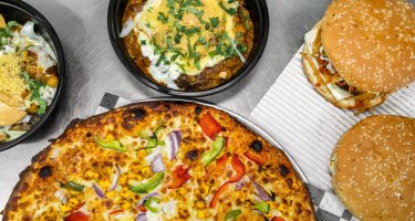Moon Pizza