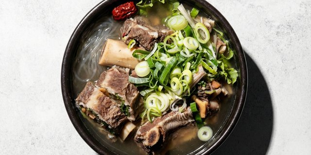 Galbitang (Beef Short Rib Soup)