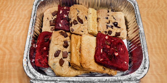 Gourmet Jumbo Cookies By Dozen