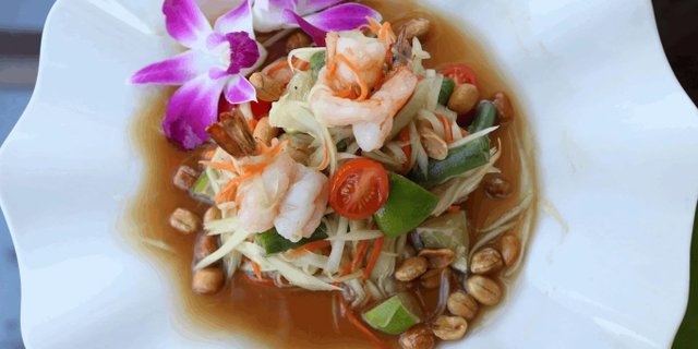 Papaya Salad (Som Tum)