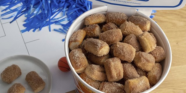 Cinnamon Sugar Free Throw Bucket