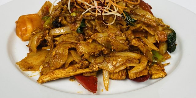 Drunken Noodles Tray