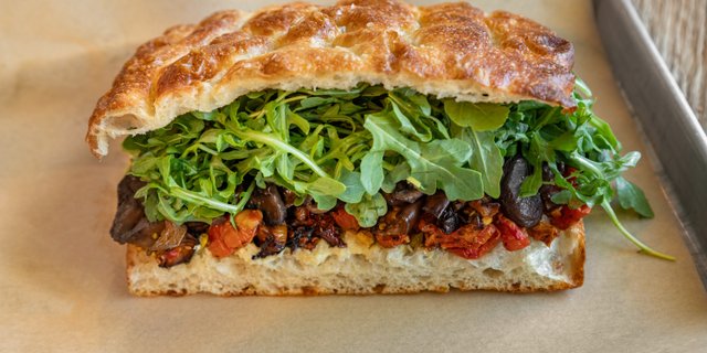 Individual Fiorella Sandwich