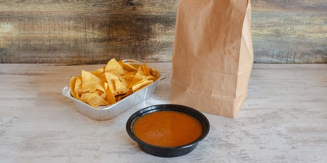 Salsa & Chips