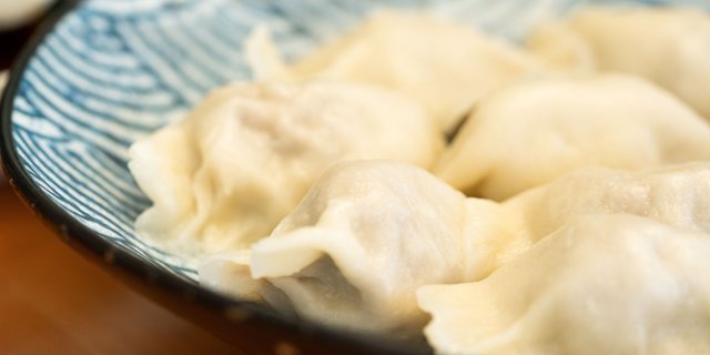 J4-05. Chicken Mushroom Truffle Dumplings Box