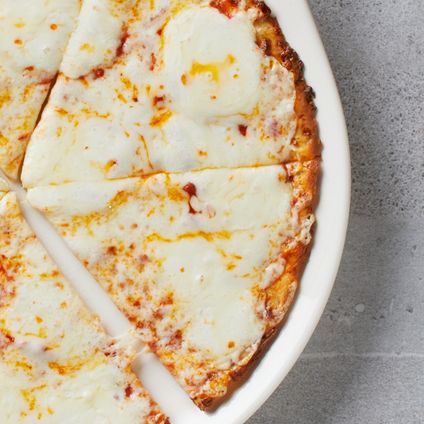 Gluten-Free Traditional Cheese Pizza