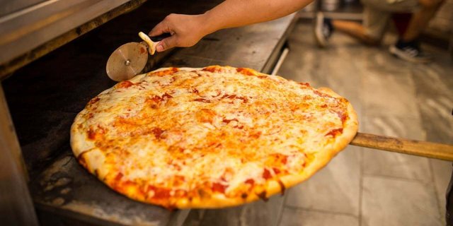 Cheese Pizza