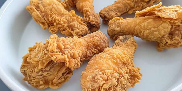 Crispy Fried Drumsticks Tray