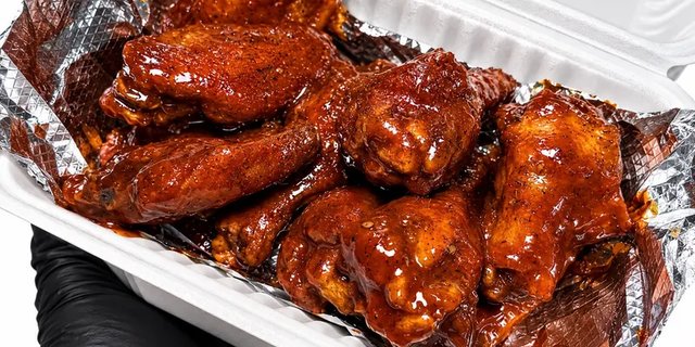 Bone-In Wings - 10 Pieces