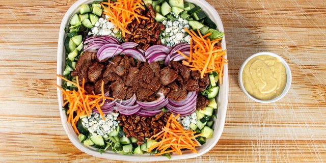 Steak Tip Entrée Salad