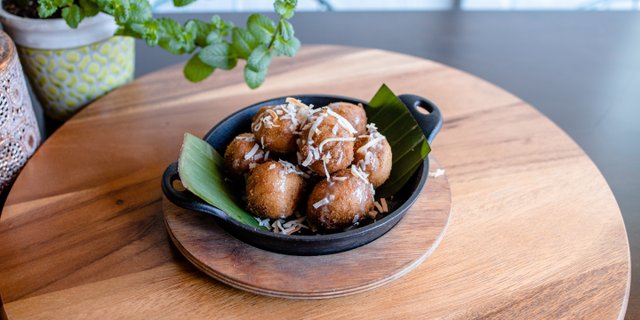 Coconut Beignets