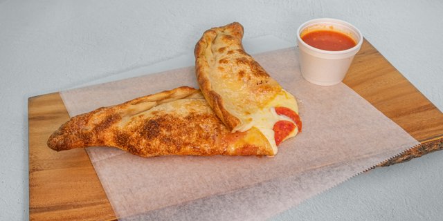 Pepperoni Calzone