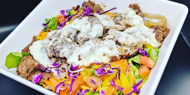 Beef Cheesesteak Salad