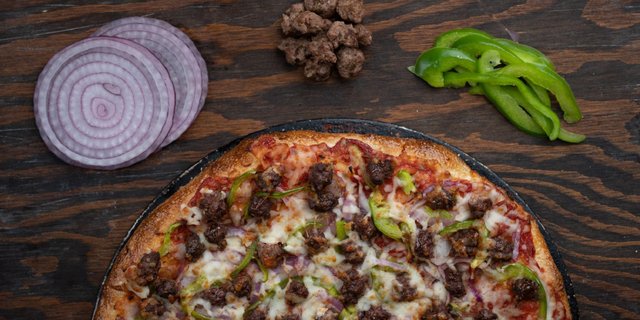 Steak Pizza