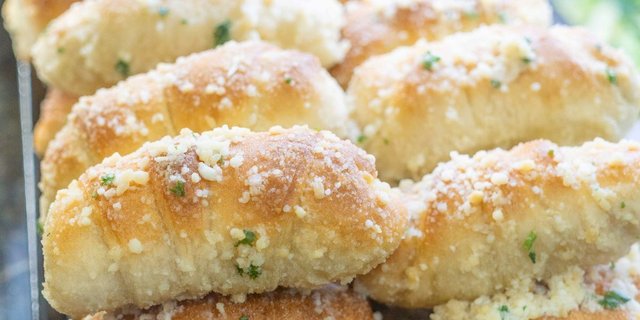 Garlic Rolls