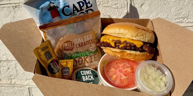 Double Hamburger Boxed Lunch