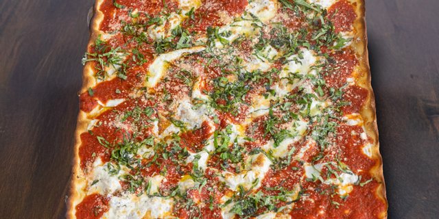 Grandma Pizza