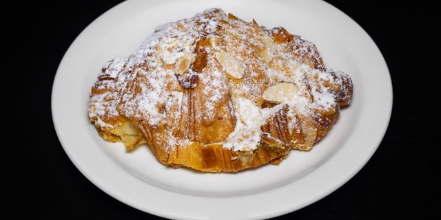 Almond Croissant