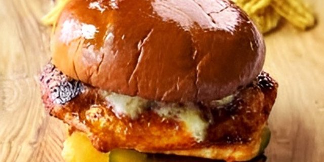 Hot Honey Crispy Chicken Sandwich Boxed Lunch