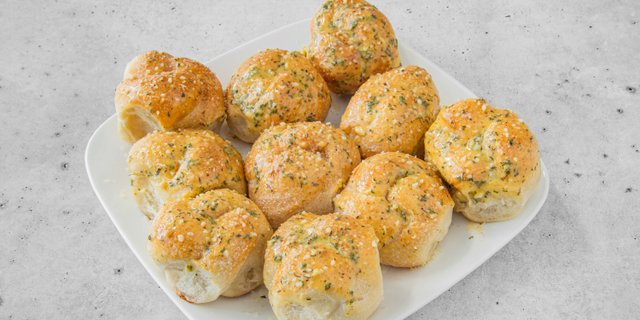 Garlic Rolls