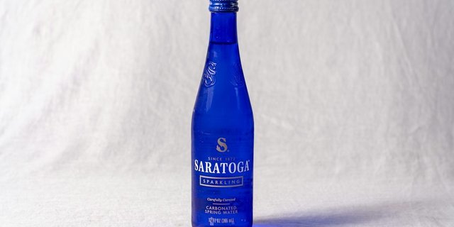 Saratoga Sparkling Water (Glass Bottle)
