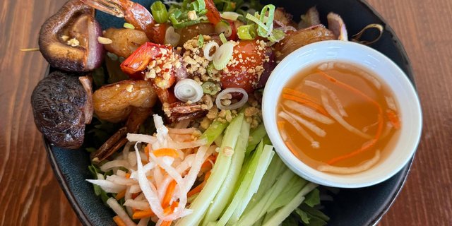 Grilled Shrimp Bowl