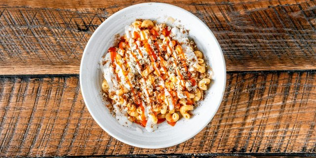 Buffalo Chicken Mac N Cheese