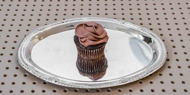 Raspberry Rex Cupcake