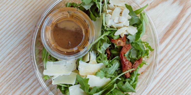 Italian Arugula Salad