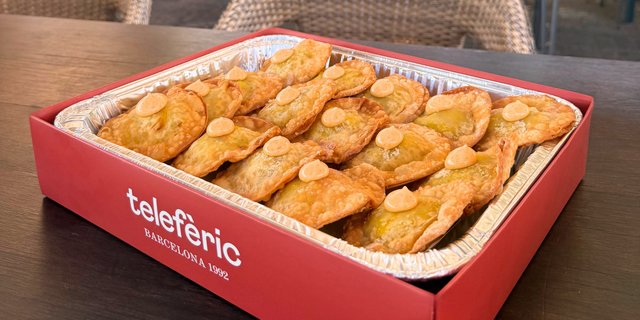 Pollo Empanadas Tray
