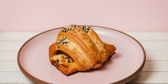 Turkey & Goat Cheese Croissant