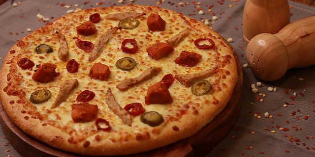 Hot Tandoori Pizza