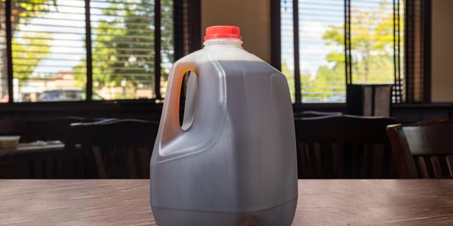 1 Gallon Jug of Unsweet Iced Tea