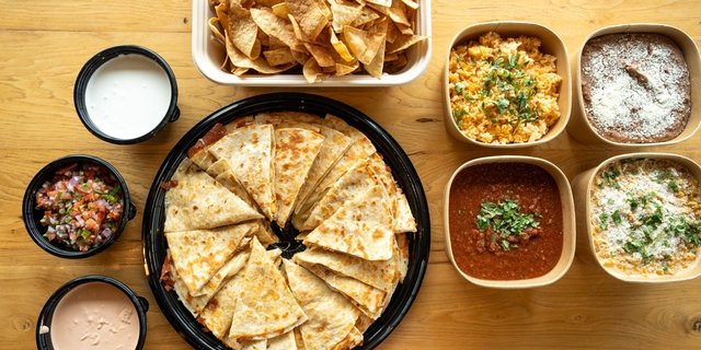Classic Dilla Platter