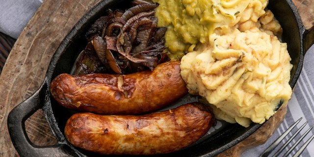 Bangers & Mash