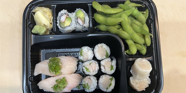 Spicy Tuna Bento Box