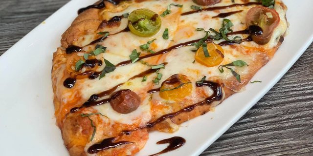 Margherita Flatbread