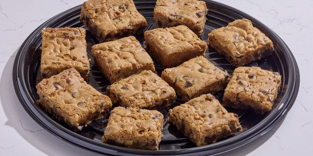 Dozen Blondies