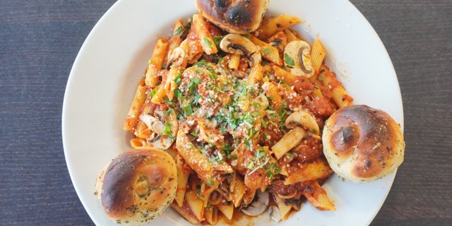 Chicken Marsala Marinara
