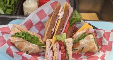 Two Dads Cafe-n-Catering
