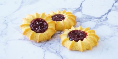 Ricci Raspberry Dot Cookies