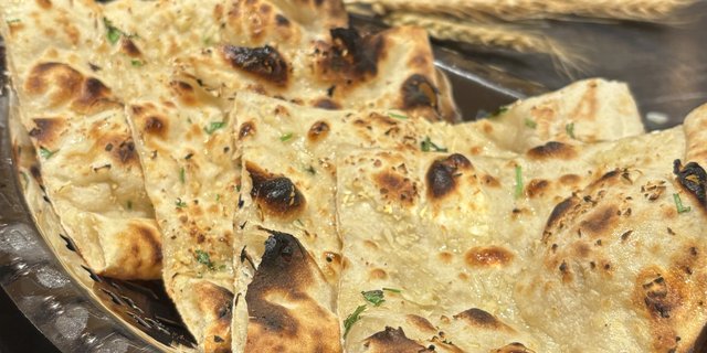 Garlic Naan