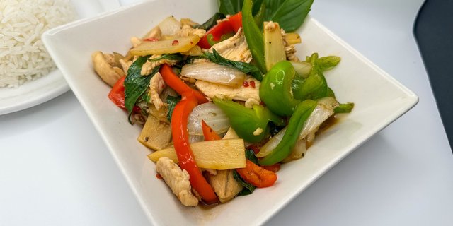 Spicy Basil Stir-Fry