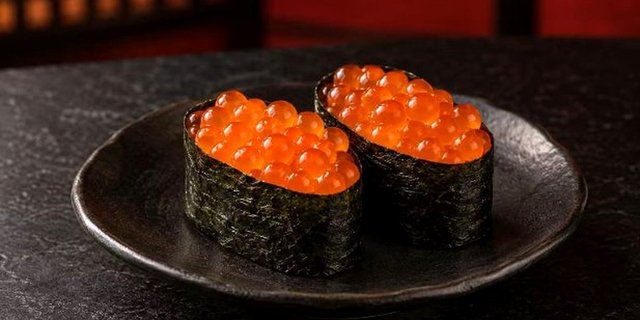 Salmon Roe Sushi