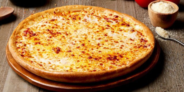 Triple Cheese Pizza