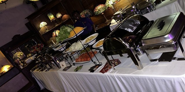 Build-Your-Own Burger Bar